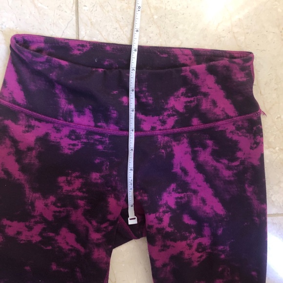 Lululemon Tie Dye Wunder Unders - Picture 7 of 13